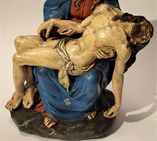 La "Pietà"  terracotta policroma